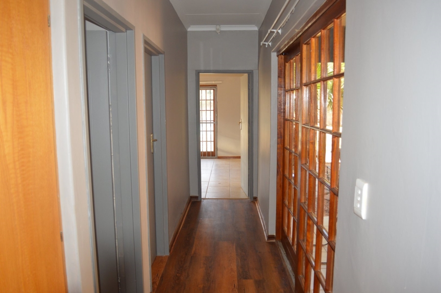 5 Bedroom Property for Sale in Irene Park North West